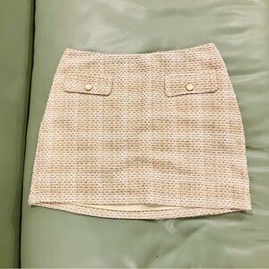 Elegant Pink and Cream Tweed Skirt; Threads Sparklev